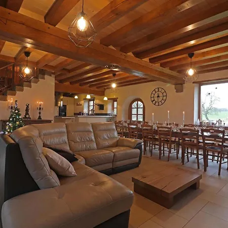 Maison Authentique Avec Jeu De Societe, Terrasse Et Jardin, Ideale Pour Tribu - Fr-1-497-142 Céaucé