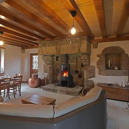 Maison Authentique Pres D'un Etang Avec Animaux Acceptes, Linge Et Menage Inclus - Fr-1-497-142 بيت للعطل *