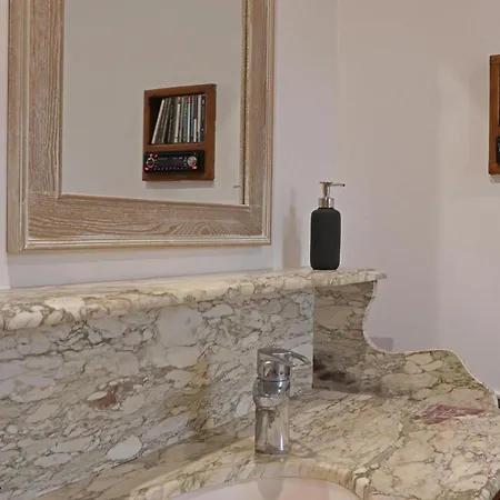 Maison Authentique Pres D'un Etang Avec Animaux Acceptes, Linge Et Menage Inclus - Fr-1-497-142 *