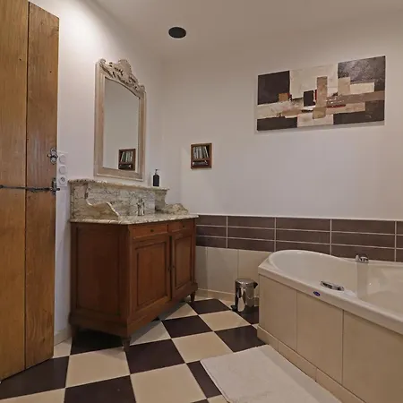 Maison Authentique Avec Jeu De Societe, Terrasse Et Jardin, Ideale Pour Tribu - Fr-1-497-142 Feriehus Céaucé