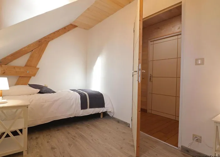 Ferienhaus Maison Authentique Pres D'un Etang Avec Animaux Acceptes, Linge Et Menage Inclus - Fr-1-497-142 *