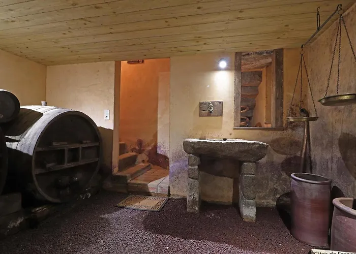 Maison Authentique Pres D'un Etang Avec Animaux Acceptes, Linge Et Menage Inclus - Fr-1-497-142 Ferienhaus