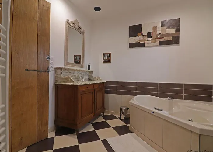 Maison Authentique Pres D'un Etang Avec Animaux Acceptes, Linge Et Menage Inclus - Fr-1-497-142 Ferienhaus Céaucé